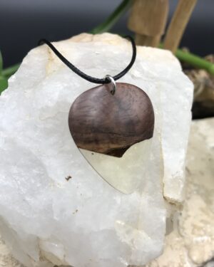 Pendentif Bois Résine
